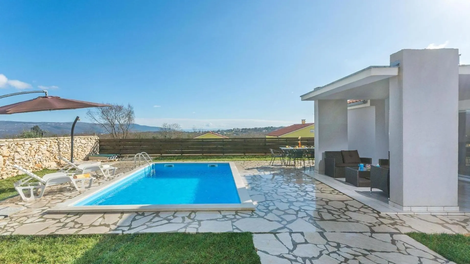 펜션 Ferienhaus Rakalj